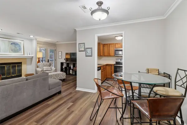 4900 Pleasant Street #14, West Des Moines, IA 50266