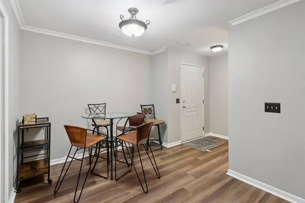 4900 Pleasant Street #14, West Des Moines, IA 50266