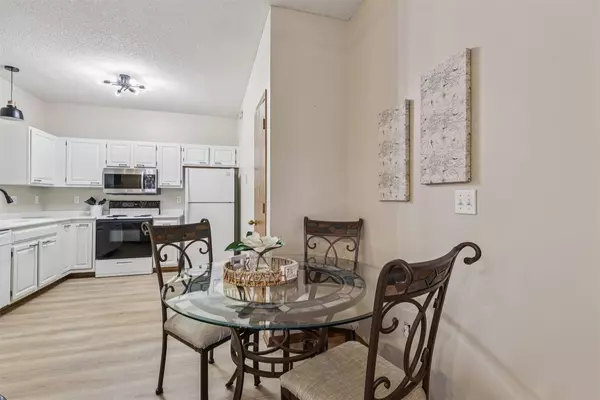 2531 Patricia Drive, Urbandale, IA 50322