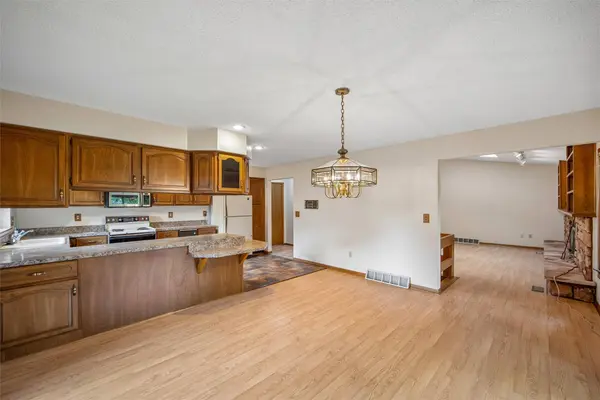 4213 95th Circle, Urbandale, IA 50322