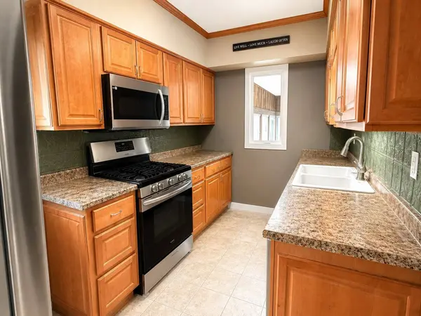 2317 33rd Street, Des Moines, IA 50310