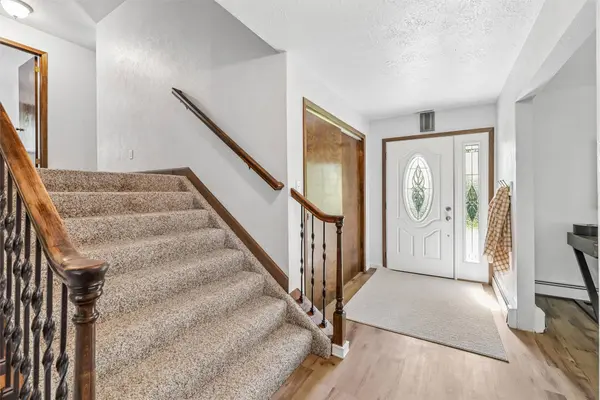 33066 Walnut Place, Waukee, IA 50263