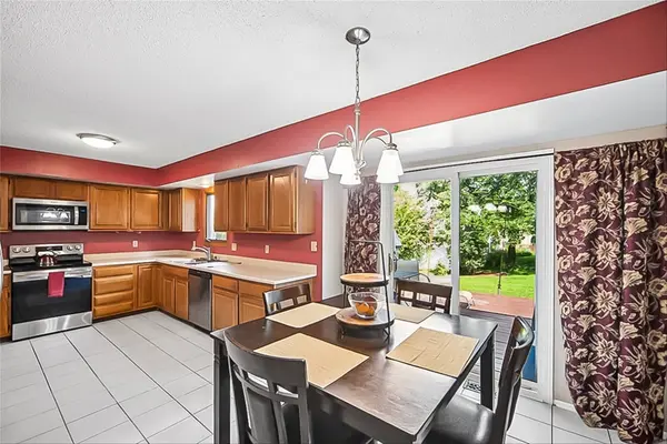 373 58th Court, West Des Moines, IA 50266