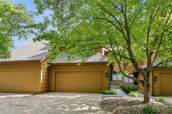 7020 Oak Brook Drive