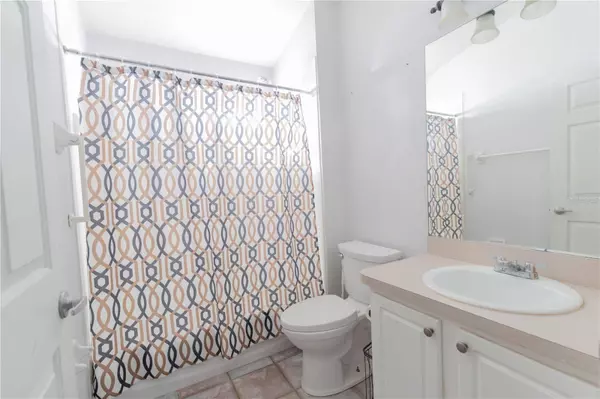 10424 STONEPARK DR, Leesburg, FL 34788