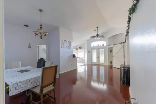 10424 STONEPARK DR, Leesburg, FL 34788