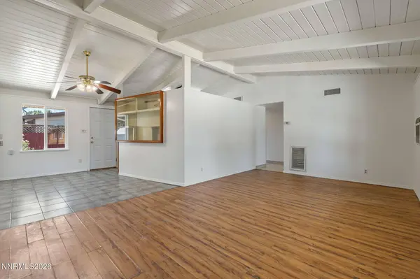 1013 Greenbrae, Sparks, NV 89431