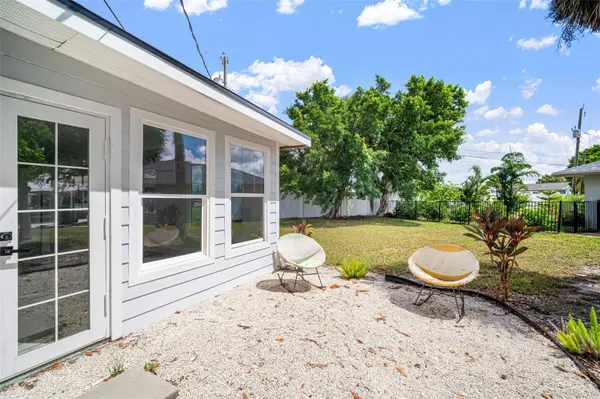 405 W SHADE DR, Venice, FL 34293