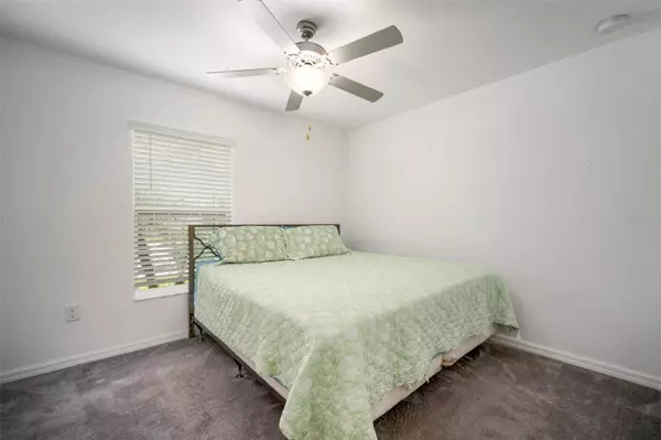 5494 BLUE AZURE DR, Wimauma, FL 33598