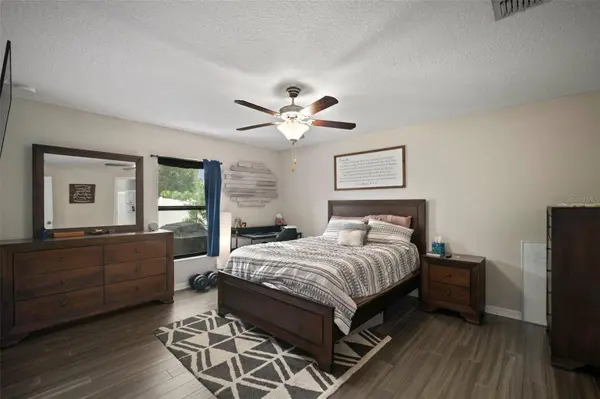 10118 CARLOWAY HILLS DR, Wimauma, FL 33598