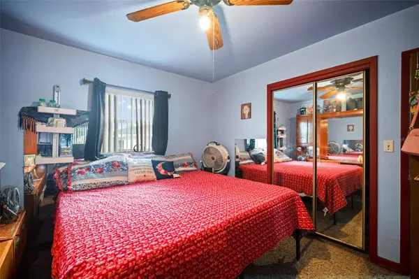 2904 E WATERS AVE, Tampa, FL 33604