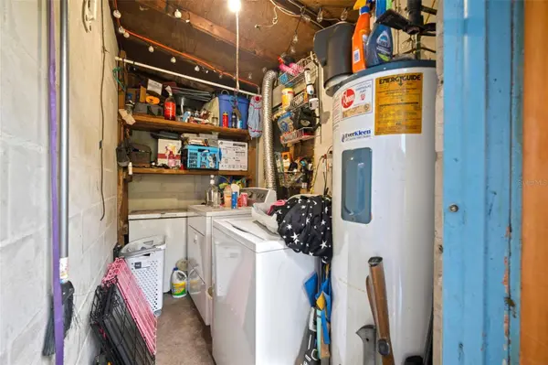 2904 E WATERS AVE, Tampa, FL 33604