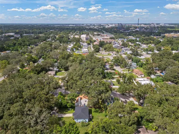 2902 E WATERS AVE, Tampa, FL 33604