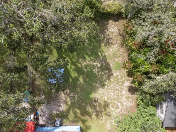 2902 E WATERS AVE, Tampa, FL 33604