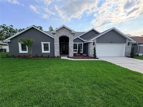 3834 COLD CREEK DR, Valrico, FL 33596