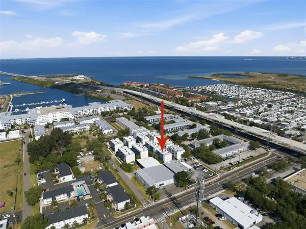 4810 W MCELROY AVE #7, Tampa, FL 33611