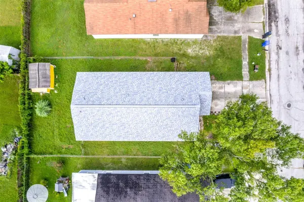 8106 RIVERBOAT DR, Temple Terrace, FL 33637