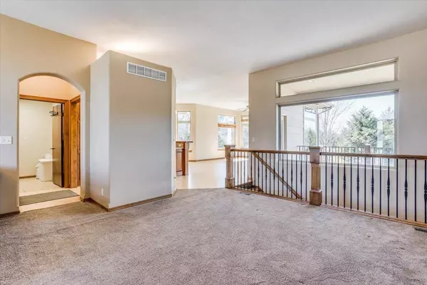 1639 Aspen Creek Dr, Andover, KS 67002