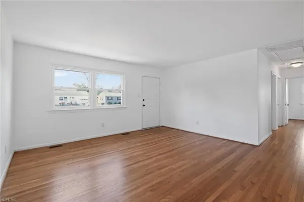 8506 Orcutt AVE, Hampton, VA 23605
