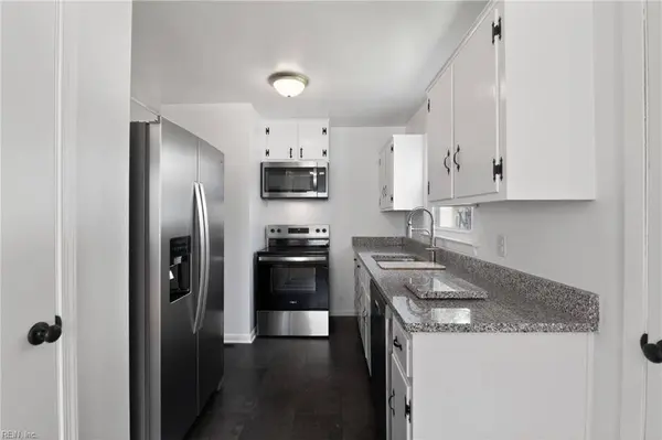 8506 Orcutt AVE, Hampton, VA 23605