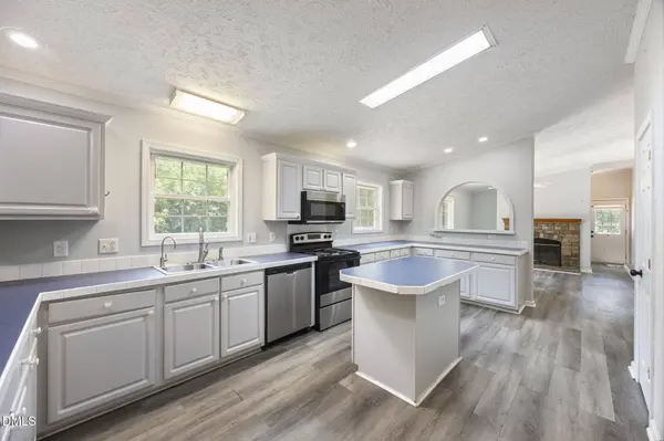 216 Gibson RD, Mebane, NC 27302