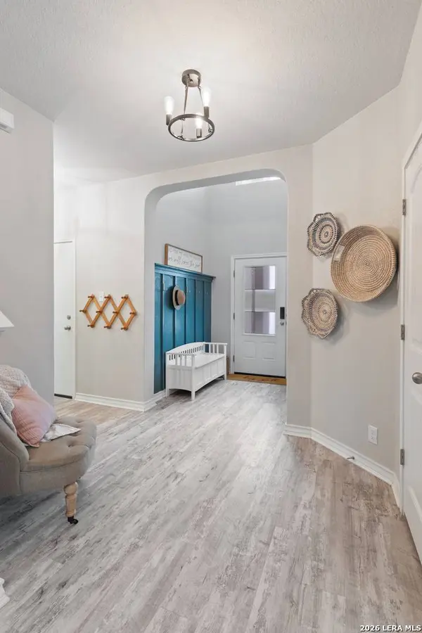 13507 PICKETT CYN, San Antonio, TX 78254