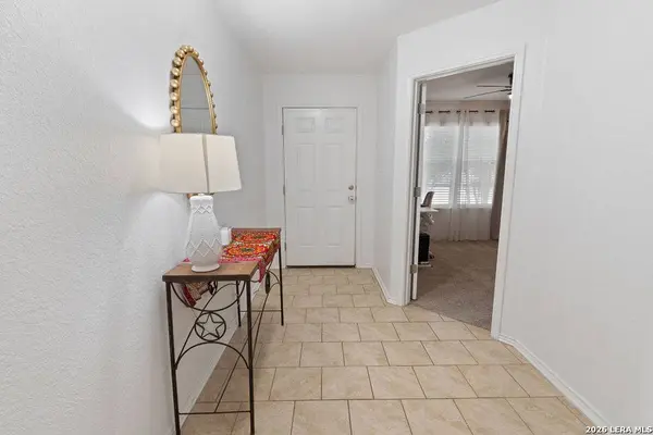 8855 Belgian Falls, San Antonio, TX 78254