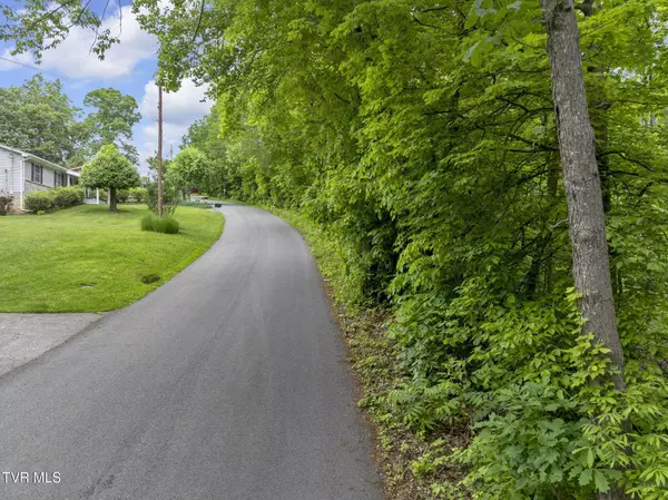 Tbd Water Tank Hill RD, Johnson City, TN 37604