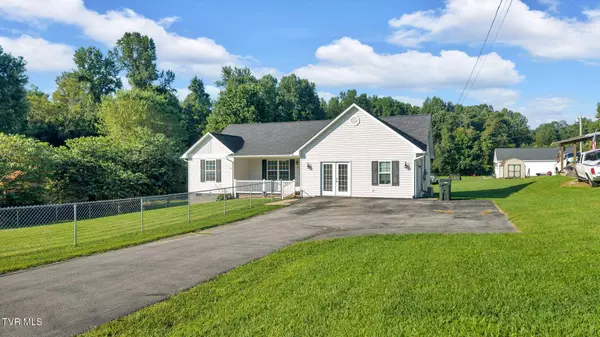 512 Nunley DR, Johnson City, TN 37604