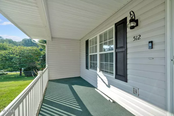 512 Nunley DR, Johnson City, TN 37604