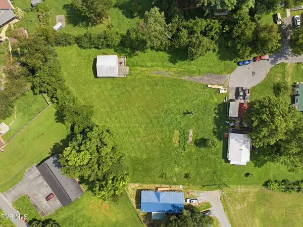 2200 Hicks RD, Johnson City, TN 37604