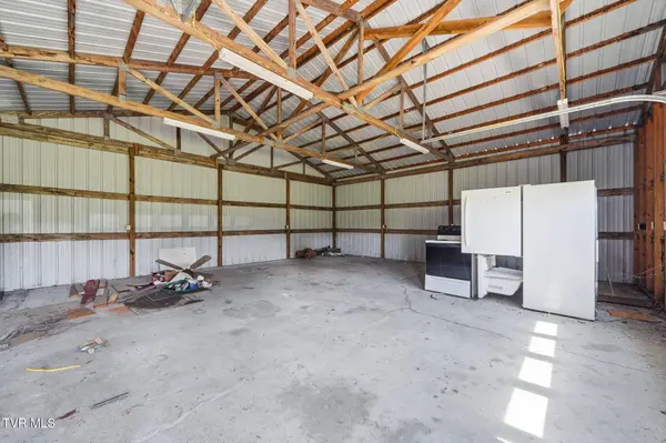 2200 Hicks RD, Johnson City, TN 37604