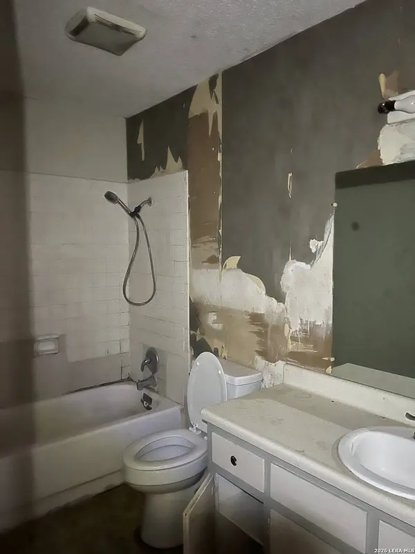 226 Melliff, San Antonio, TX 78216