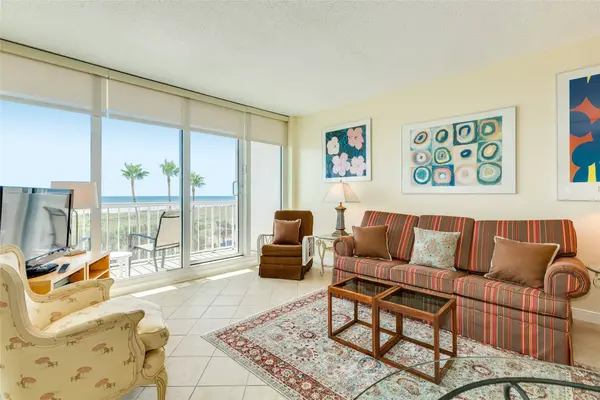 1401 E Beach DR #209, Galveston, TX 77550