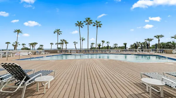 1401 E Beach DR #209, Galveston, TX 77550