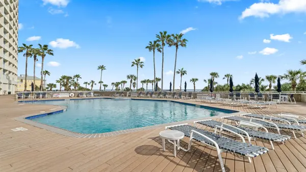 1401 E Beach DR #209, Galveston, TX 77550