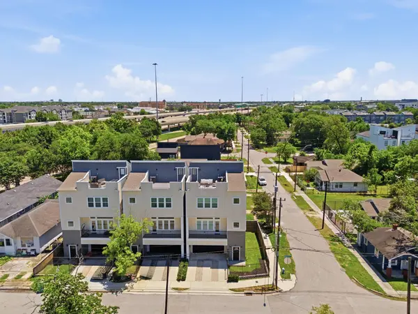 2213 Roberts ST, Houston, TX 77004