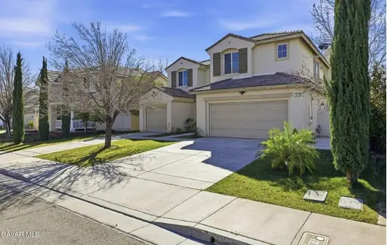 6864 Buchet Dr, Palmdale, CA 93552-3417