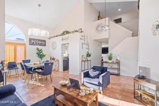 37909 Smoke Tree St, Palmdale, CA 93552-3870
