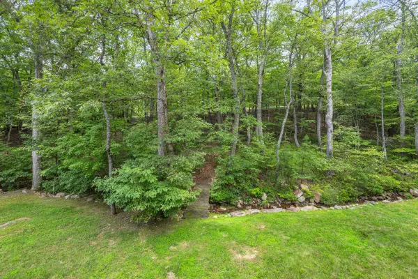 100 Nazareth Dr, Fort Valley, VA 22652-2920