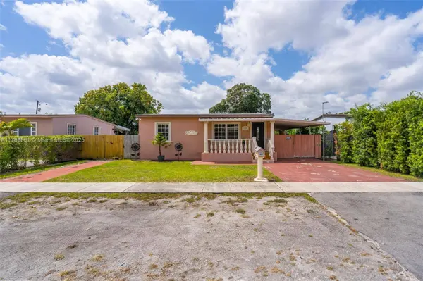 350 E 45th St, Hialeah, FL 33013