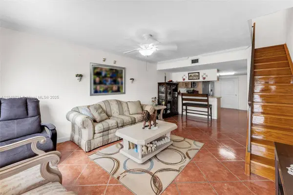 1159 W 41st Pl #34, Hialeah, FL 33012