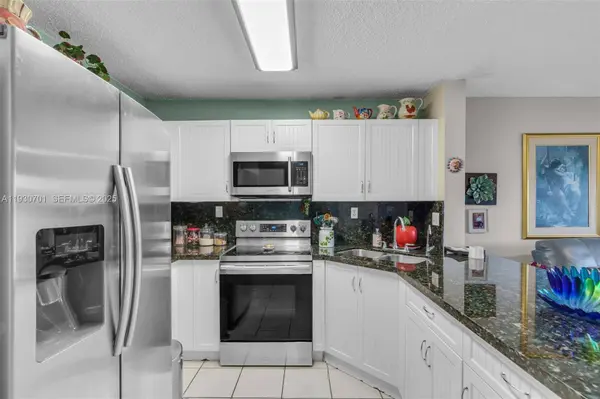 8851 NW 119th St #4304, Hialeah Gardens, FL 33018