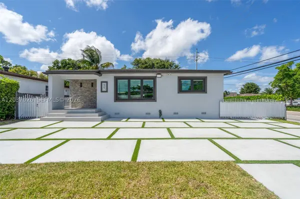 11 W 59th St, Hialeah, FL 33012