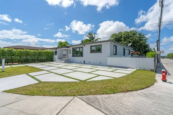 11 W 59th St, Hialeah, FL 33012