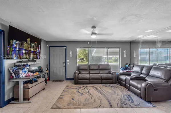 2729 Sunshine Blvd, Miramar, FL 33023