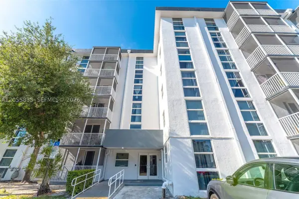 16851 NE 23rd Ave #A516, North Miami Beach, FL 33160
