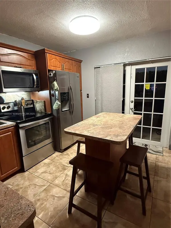 1813 SW 107th Ave #2408, Miami, FL 33165