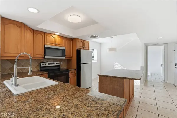 240 Pebble Beach BLVD #712, Naples, FL 34113