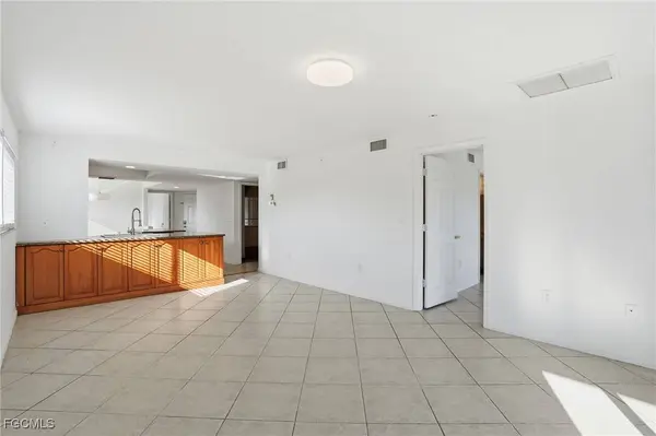 240 Pebble Beach BLVD #712, Naples, FL 34113